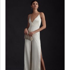 Monique Lhuillier Doutzen V-Neck Jumpsuit